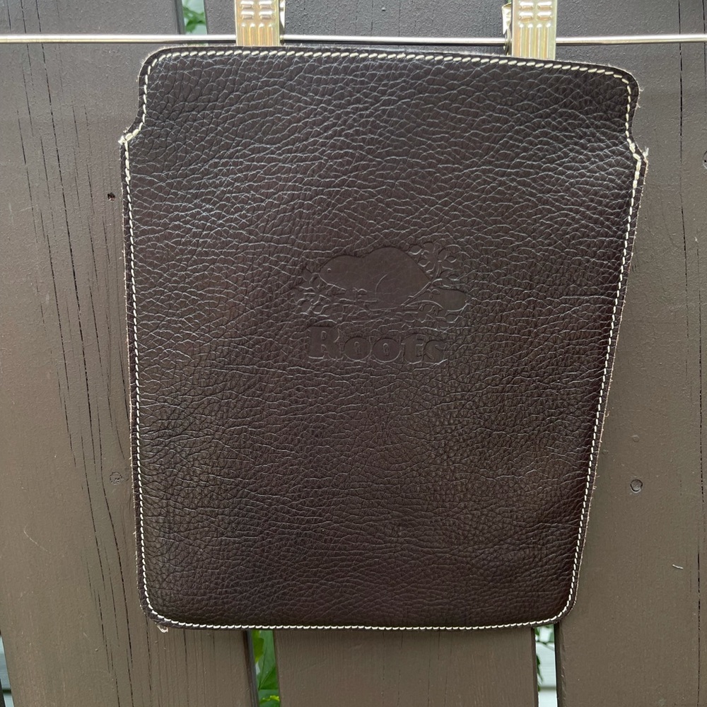 Roots Genuine Leather Tablet Sleeve
